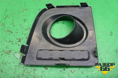 Накладка ПТФ правая (6N1115A245A) для Ford Fusion с 2002г