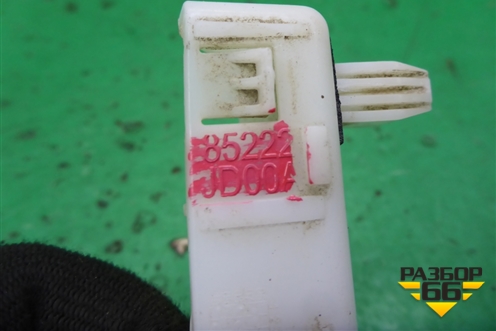 Кронштейн заднего бампера (85222JD00A) для Nissan Qashqai (J10E) с 2006-2013г