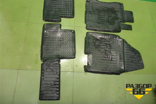 Ковры салона для Nissan Qashqai (J10E) с 2006-2013г