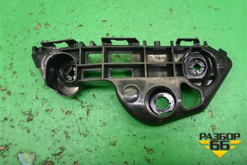 Кронштейн переднего бампера правый (5253533060) для Toyota Camry V70 с 2017г