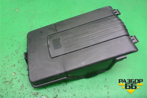 Крышка аккумулятора (1KD915443) для Volkswagen Jetta с 2010-2019г