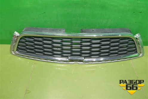 Решетка радиатора (после 2013г) (95136397) для Chevrolet Captiva с 2011г