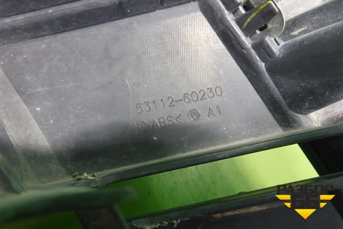 Решетка радиатора (5310160570) для Lexus LX-570 с 2015г (ЛХ)