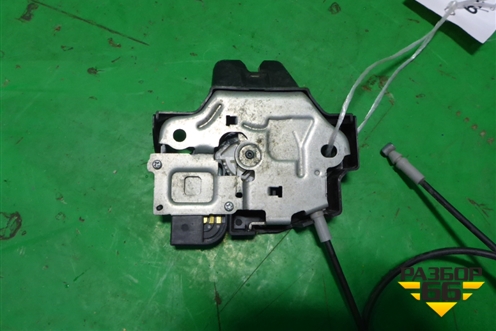 Замок багажника (6460033150) для Toyota Camry V70 с 2017г