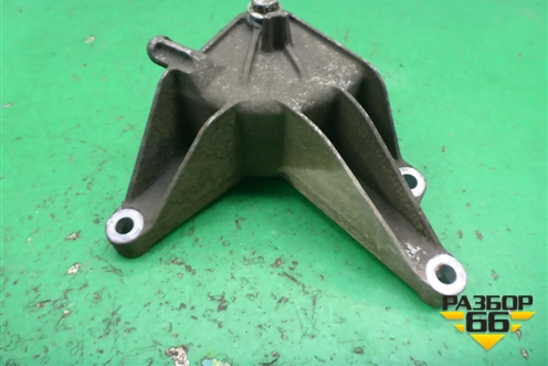 Кронштейн опоры КПП (задний) (13248662) для Chevrolet Cruze c 2009-2015г