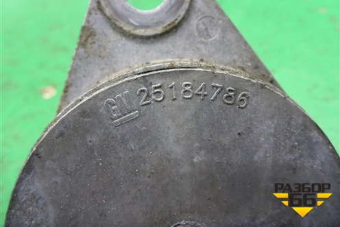 Кронштейн ролика натяжителя (1.6л F16D3) (25184786) для Chevrolet Cruze c 2009-2015г