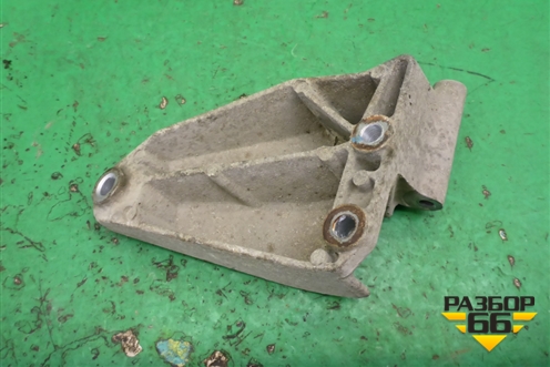 Кронштейн генератора (1.6л F16D3) (96352142) для Chevrolet Cruze c 2009-2015г