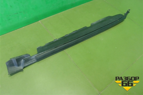 Накладка переднего крыла правого (5380560020) для Toyota Land Cruiser (200) с 2008г