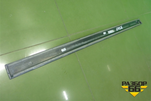 Накладка двери передней левой (08693516) для Volvo XC70 с 2000-2006г