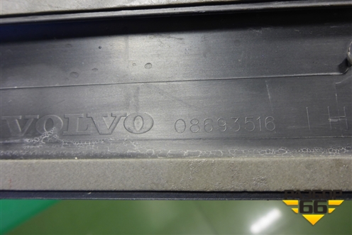 Накладка двери передней левой (08693516) для Volvo XC70 с 2000-2006г