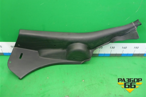 Обшивка стойки задняя нижняя левая (седан) (BN8V68771) для Mazda Mazda 3 (BK) с 2003-2009г 