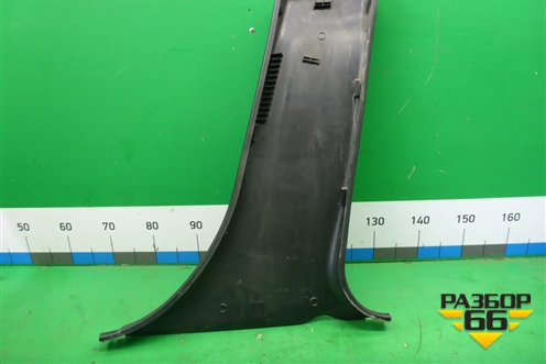 Обшивка стойки центральная нижняя левая (BP4K68231) для Mazda Mazda 3 (BK) с 2003-2009г 