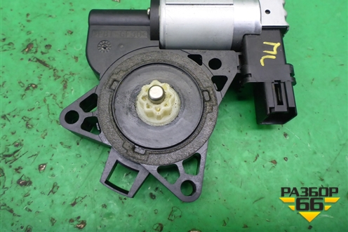 Моторчик стеклоподъёмника передний левый (CM011760) для Mazda Mazda 3 (BK) с 2003-2009г 