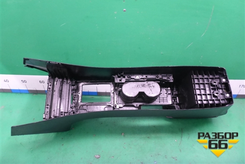 Подлокотник (BP4K64428) для Mazda Mazda 3 (BK) с 2003-2009г 