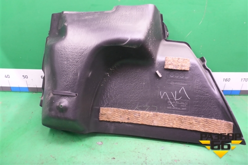 Обшивка багажника правая (седан) (BN8V68850) для Mazda Mazda 3 (BK) с 2003-2009г 