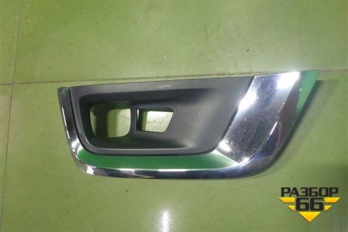 Накладка ПТФ правая (5212760280) ( 5203060220) для Toyota Land Cruiser (300) с 2021г