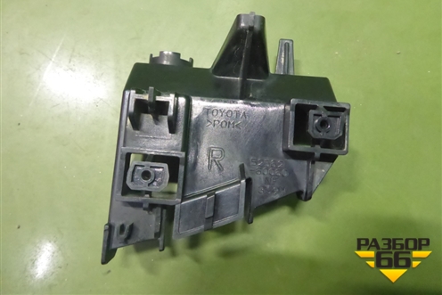 Кронштейн заднего бампера правый (под фонарь) (5256260060) для Toyota Land Cruiser Prado(150) с 2009г
