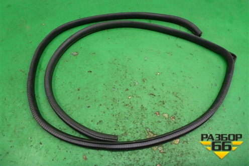 Уплотнитель двери перендей левой для Mazda Mazda 3 (BK) с 2003-2009г 