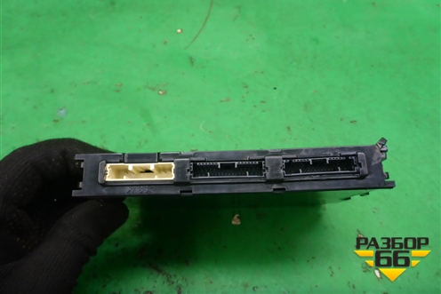 Блок управления центральным замком (8999060430) для Toyota Land Cruiser Prado(150) с 2009г