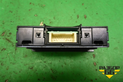 Кнопка обогрева сидений для Toyota Land Cruiser Prado(150) с 2009г