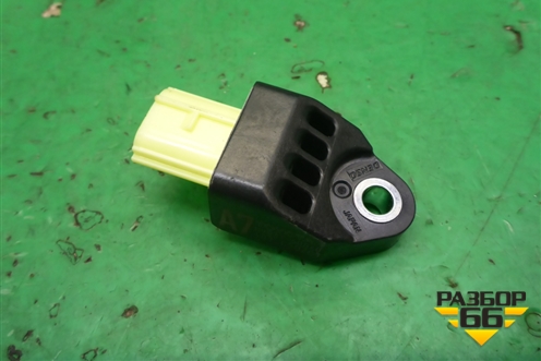 Датчик AIR BAG (8983160040) для Toyota Land Cruiser Prado(150) с 2009г