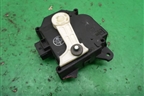 Моторчик заслонки отопителя (AE0638002640PLS) для Toyota Land Cruiser Prado(150) с 2009г