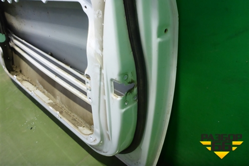 Дверь передняя правая (3х дверный кузов) для Ford Fiesta с 2001-2008г