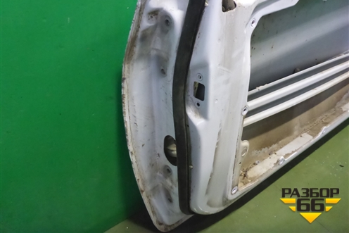 Дверь передняя правая (3х дверный кузов) для Ford Fiesta с 2001-2008г
