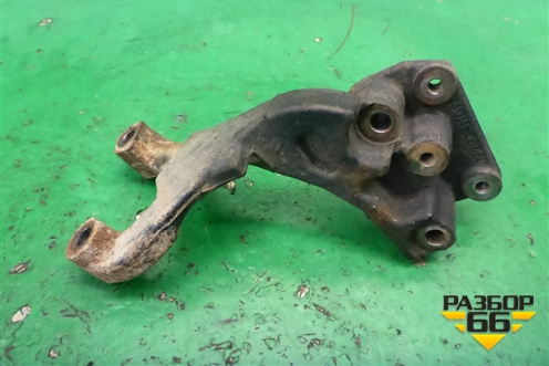 Кронштейн турбины (2.8л 1GD) (1729311011) для Toyota Land Cruiser Prado(150) с 2009г