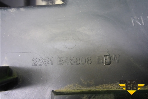 Держатель задней полки правый (3х дверный кузов) (2S51B46808BEW) для Ford Fiesta с 2001-2008г