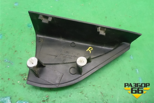 Накладка двери передней правой уголок (2S61A23408AFW) для Ford Fiesta с 2001-2008г