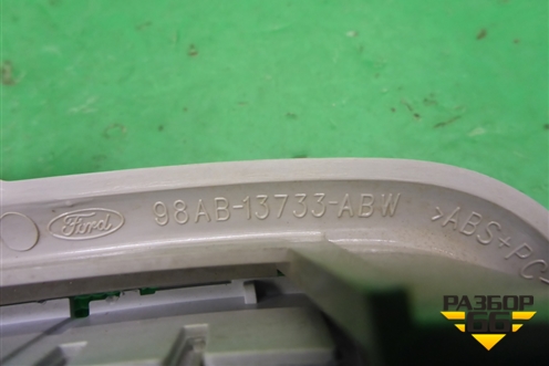 Плафон салонный (98AB13733ABW) для Ford Fiesta с 2001-2008г