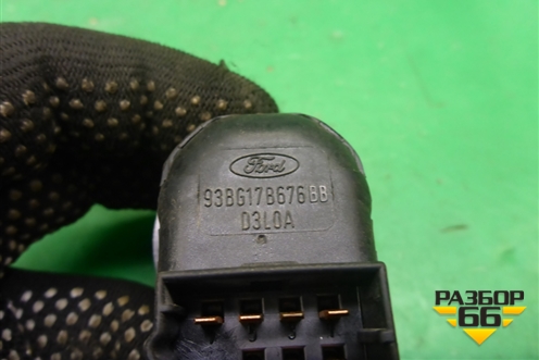 Переключатель регулировки зеркал (93BG17B676BB) для Ford Fiesta с 2001-2008г
