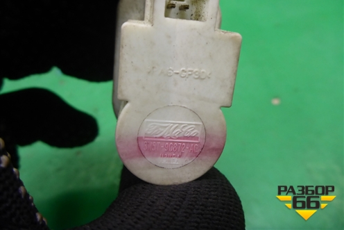 Датчик включения стопсигнала (3M5T9C872AC) для Ford Fiesta с 2001-2008г