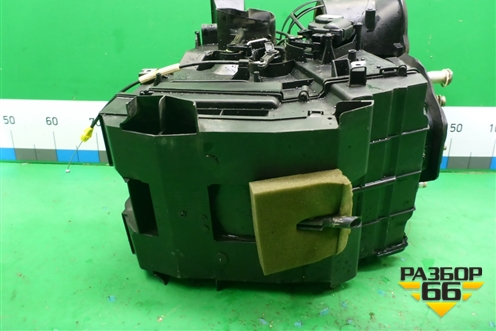 Корпус отопителя (2S6H18A584) для Ford Fiesta с 2001-2008г