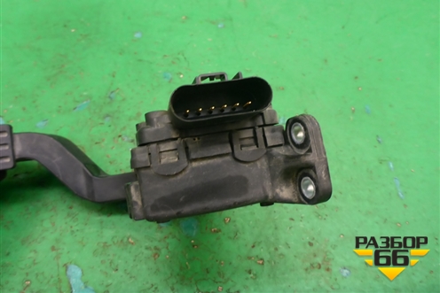 Педаль газа электронная (2S619F836AA) для Ford Fiesta с 2001-2008г