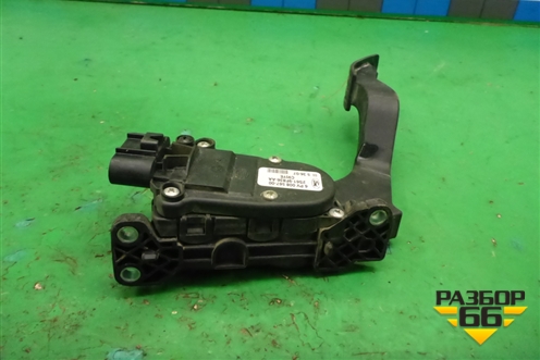 Педаль газа электронная (2S619F836AA) для Ford Fiesta с 2001-2008г