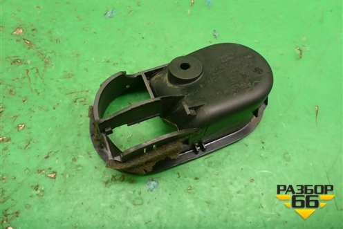 Накладка внутренняя (2S61A22600AGW) для Ford Fiesta с 2001-2008г