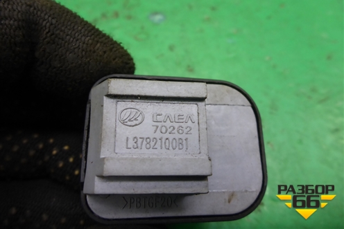 Переключатель регулировки зеркал (L3782100B1) для Lifan Breez с 2007г