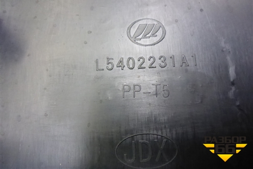 Обшивка стойки центральная нижняя правая (L5402231A1) для Lifan Breez с 2007г