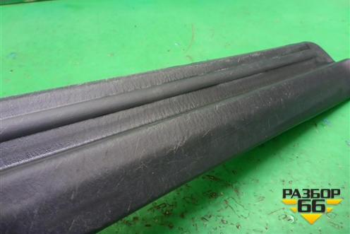 Накладка порога внутренняя переднего правого (8588238000) для Hyundai Sonata-5 с 2001г