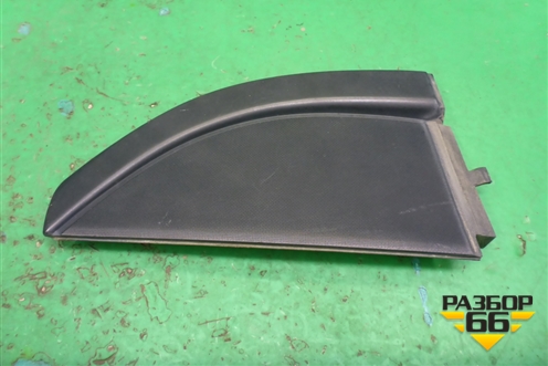 Накладка двери задней левой (уголок) (838303D020) для Hyundai Sonata-5 с 2001г