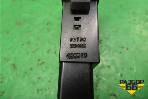 Кнопка аварийной сигнализации (937903C000) для Hyundai Sonata-5 с 2001г