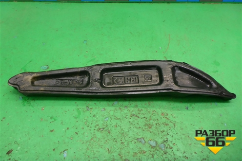 Пыльник переднего крыла правого для Hyundai Sonata-5 с 2001г