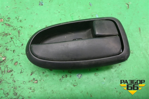 Ручка внутренняя двери передней правой для Hyundai Sonata-5 с 2001г
