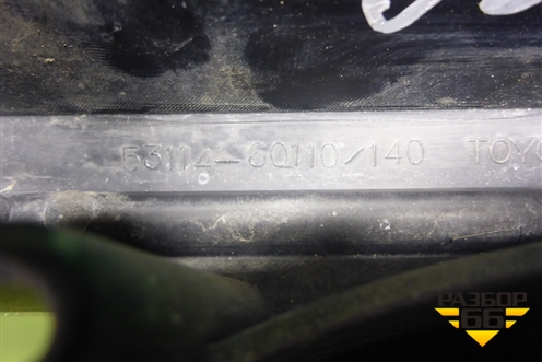 Решетка радиатора (после 2012 до 2015г под камеру) (5311460110) для Toyota Land Cruiser (200) с 2008г
