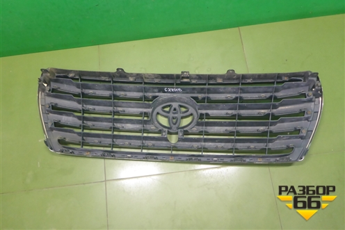 Решетка радиатора (после 2012 до 2015г под камеру) (5311460110) для Toyota Land Cruiser (200) с 2008г