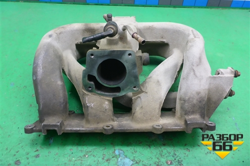 Коллектор впускной (2.0л) (RFYS4E94258G) для Ford Focus 1 с 1998-2004г