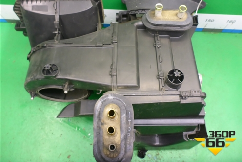 Корпус отопителя (XS4H18592AE) для Ford Focus 1 с 1998-2004г