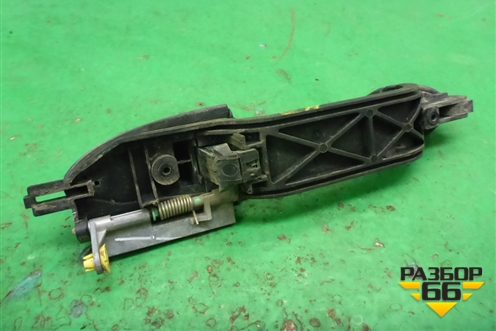 Ручка наружная двери задней правой (1M51A266B22AA) для Ford Focus 1 с 1998-2004г